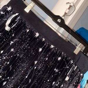 Lularoe “Jill” Pleated long skirt